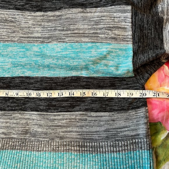 Style & Co. Gray Crew Neck Sweater with Knit Texture - Picture 7 of 11